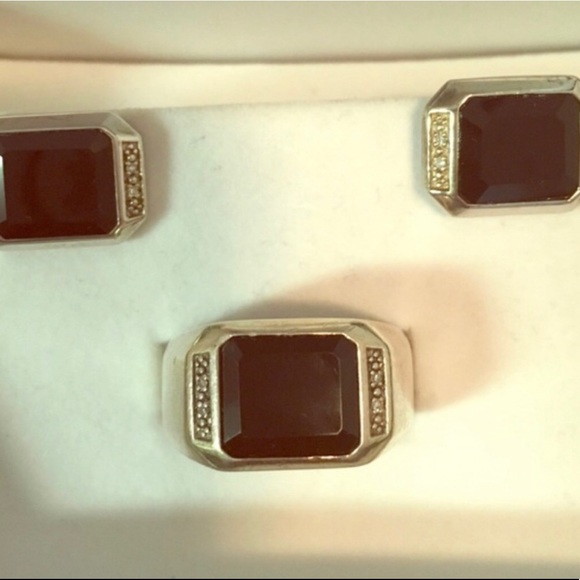 Onyx men’s ring with cuff links size 8
